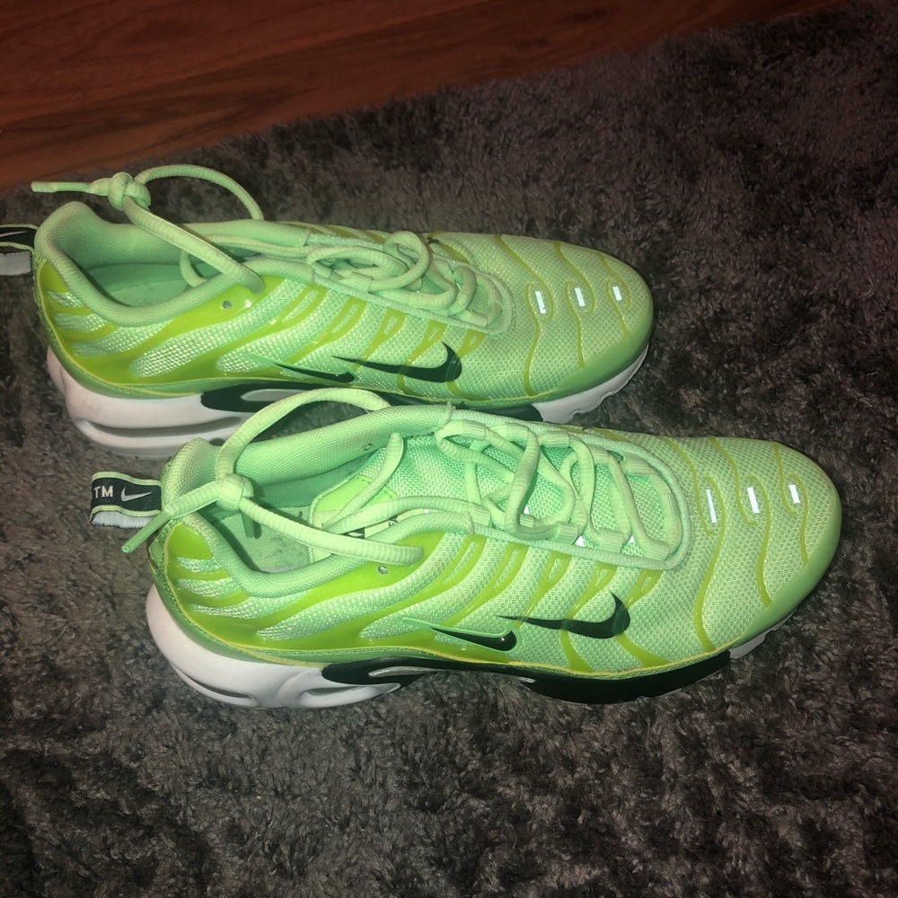 Nike Tm